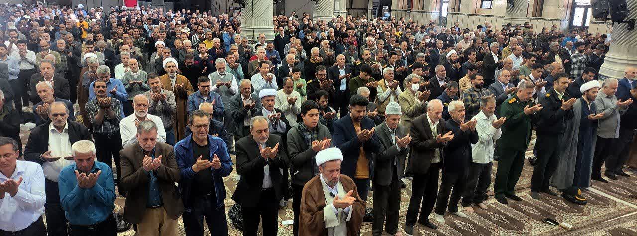 امام جمعه مرودشت گفت :خا نواده ها مراقب فرزندان خود در چهارشنبه آخر سال باشند /پیوستن به پویش نه به تصادف وظیفه همگانی محسوب می شود
