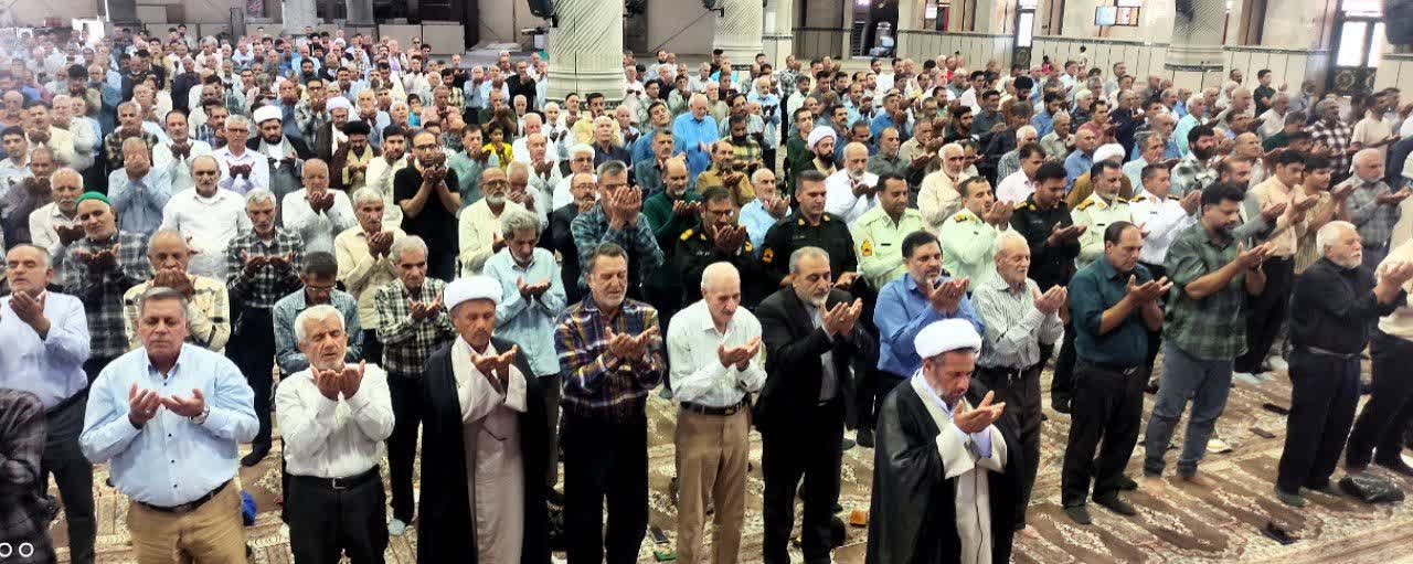 امام جمعه مرودشت گفت :ساده زیستی و حضور در بین مردم مناطق محروم از ویژگی های شاخص شهید جهمور بود/ بی توجهی به فریضه امر به معروف و نهی از منکر زمینه گسترش فساد در جامعه خواهد شد