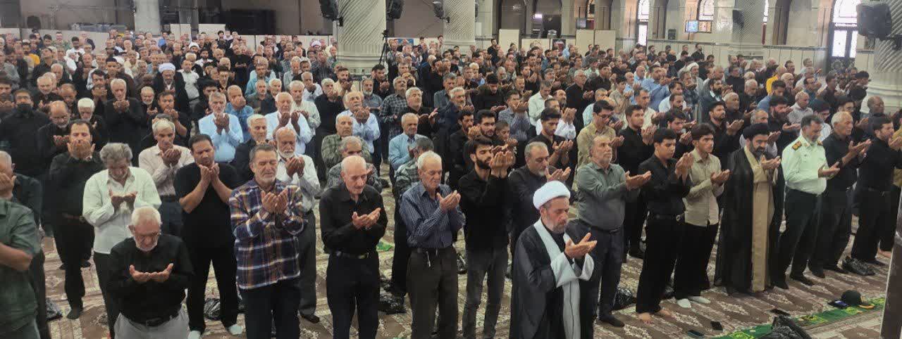 امام جمعه مرودشت گفت :خیرین نهاد های عام المنفعه در سطح شهر را یاری کنند / ملت ایران با تاسی از فرهنگ عاشورا در مقابل دشمنان ایستادگی کردند