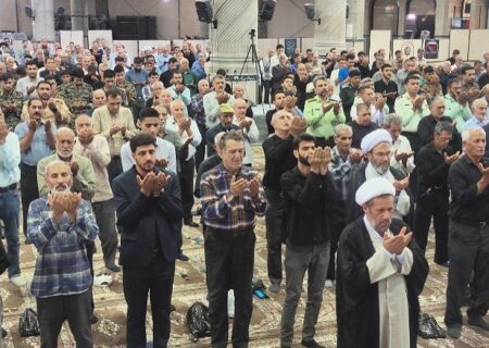 امام جمعه مرودشت گفت: مسئولان به جای ارسال تبریک های کلیشه ای به فکر حل مشکلات صنفی خبرنگاران باشند/حمایت از صنایع کوچک و بنگاه های زود بازده ضروریست 