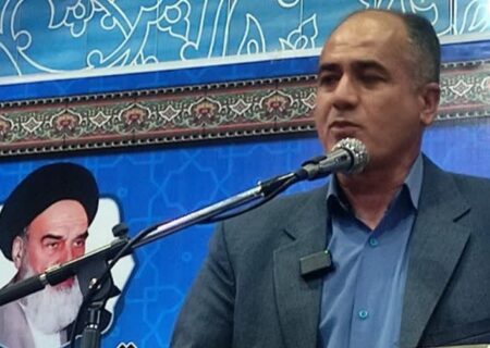 رئیس آموزش و پرورش مرودشت گفت ۲۷۶نفر نیروی انسانی امسال از طریق آزمون و دانشگاه فرهنگیان به آموزش و پرورش مرودشت اضافه خواهد شد