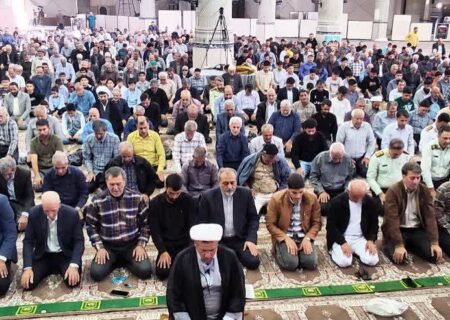 امام جمعه مرودشت گفت :بصیرت ،هوشیاری ومسئولیت شناسی عامل پیروزی در جنگ ۱۲ روزه بود/ تولیدات شهرستان باید به لحاظ کیفیت جز بهترین ها باشد