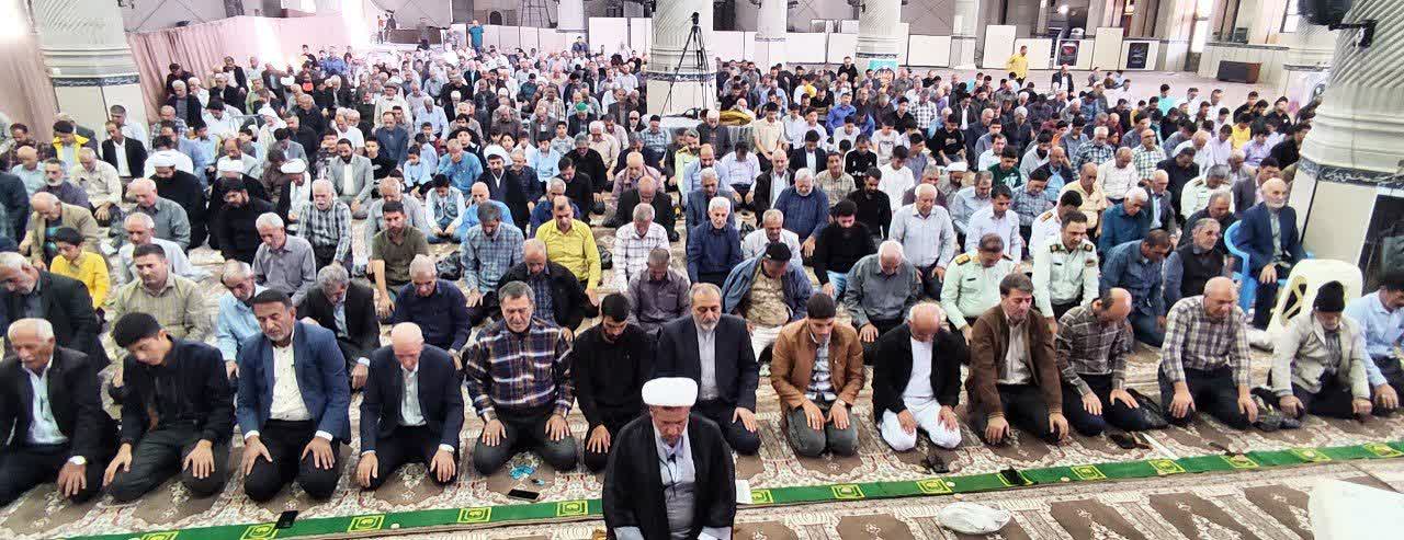 امام جمعه مرودشت گفت :بصیرت ،هوشیاری ومسئولیت شناسی عامل پیروزی در جنگ ۱۲ روزه بود/ تولیدات شهرستان باید به لحاظ کیفیت جز بهترین ها باشد