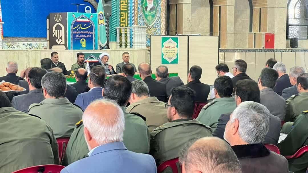 به مناسبت آغاز دهه فجر فرماندار واعضای شورای اداری شهرستان مرودشت با امام جمعه این شهرستان دیدار کردند