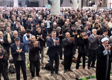 امام جمعه مرودشت گفت :خط قرمز ایران در مذاکرات صنایع موشکی ودفاعی است /مسئولان تدبیری برای مشکلات عمرانی مناطق حاشیه ای شهر داشته باشند