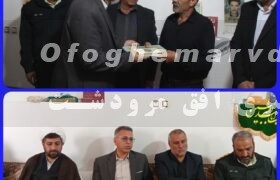 دیدار جمعی از مسئولان شهرستان مرودشت با خانواده معلم شهید جنگ ۱۲ روزه