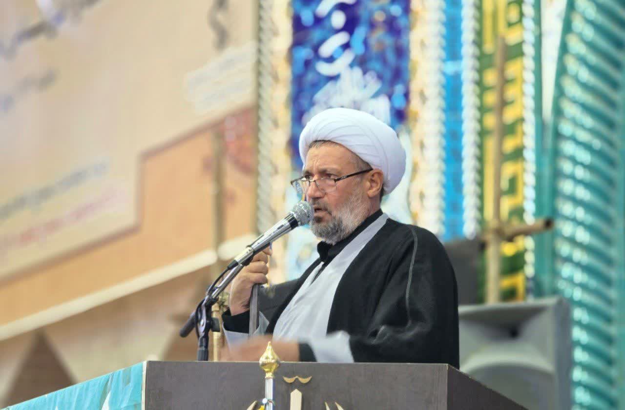 امام جمعه مرودشت گفت:ضعف ها و کمبودها نیازمند برنامه‌ریزی و اقدامات لازم است، نه برجسته سازی /مسئولان تکلیف پروژه پی سرابنا را مشخص کنند