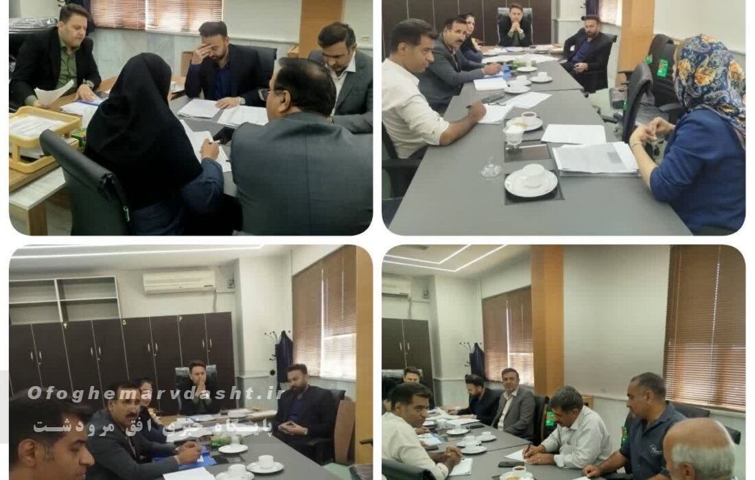  معاون فرمانداری مرودشت برتسریع در رفع موانع تولید و حمایت از استمرار فعالیت واحدهای صنعتی تأکید کرد 