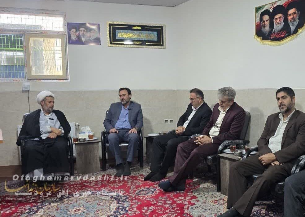 مدیر کل زندان های استان فارس گفت: عمل به مسوولیت های اجتماعی ضامن پیشگیری از جرم است