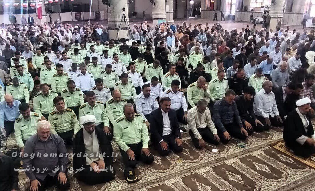 امام جمعه مرودشت گفت: ماموران فراجا در مسیر دفاع از امنیت و آرامش مردم جانفشانی می‌کنند/ روز ملی روستا وعشایر نشان از اهمیت وجایگاه این قشر زحمتکش را دارد