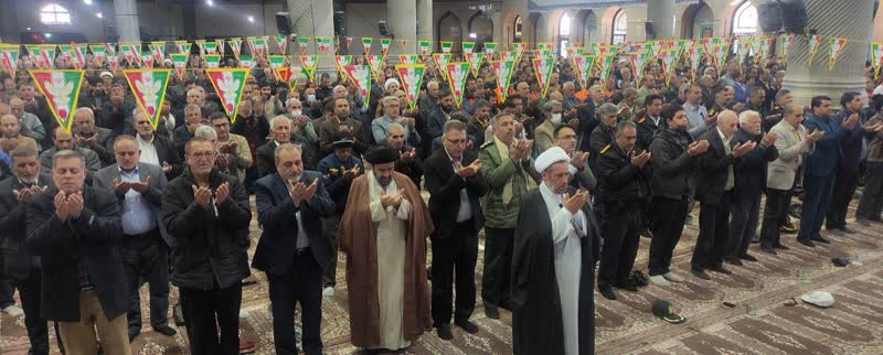 امام جمعه مرودشت گفت :قحطی وکمبود برنج در شهری که مرکز تولید برنج محسوب می شود جای بسی تعجب است /سپاه مظهر اقتدار و الگوی عزت وخودباوری محسوب می شود