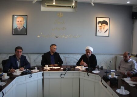 امام جمعه مرودشت در شورای فرهنگ عمومی گفت: شورا باید تصمیمات ماندگار فرهنگی بگیرد