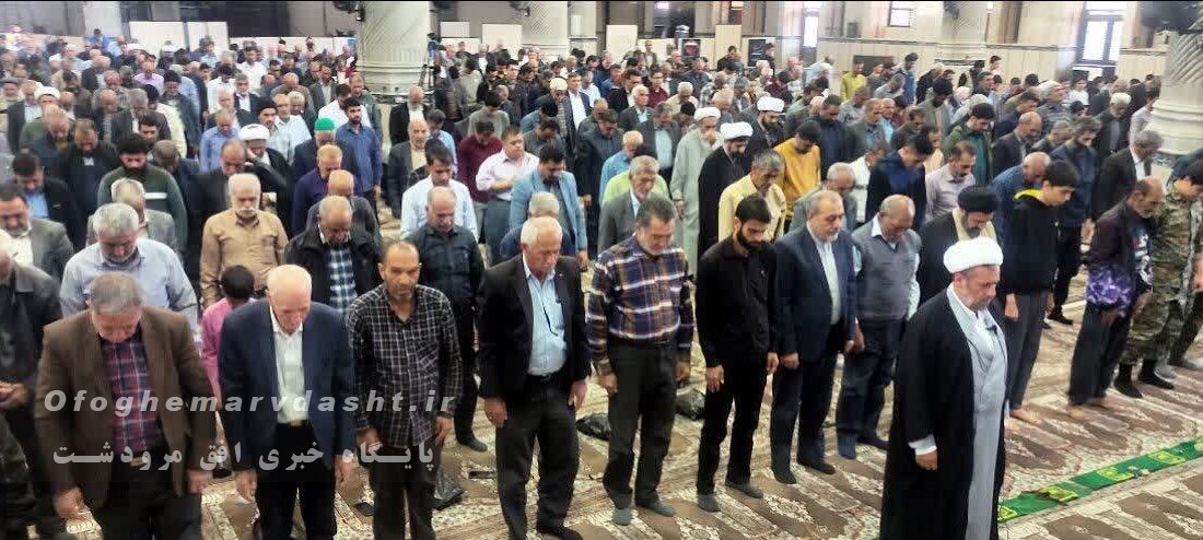 امام جمعه مرودشت گفت : ترویج موضوع کتاب وکتابخوانی در بین نسل جوان در اولویت قرار گیرد/ مسئولان ذیربط تدبیری برای حل مشکلات نهاده های دامی بکار گیرند