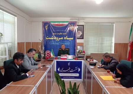 فرمانده سپاه  ناحیه مقاومت مرودشت با اشاره به اجرای ۸۰۰برنامه در هفته بسیج بیان کرد: دشمن از روحیه انقلابی، قدرت مردمی و بازدارندگی بسیج می‌ترسد