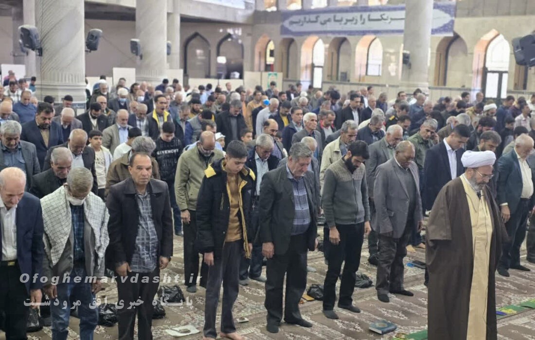 امام جمعه موقت مرودشت گفت: دانشجویان نقش موثری در تقویت فرهنگ جامعه دارند/تعطیلی امر به معروف باعث تسلط دشمن بر جامعه خواهد شد 