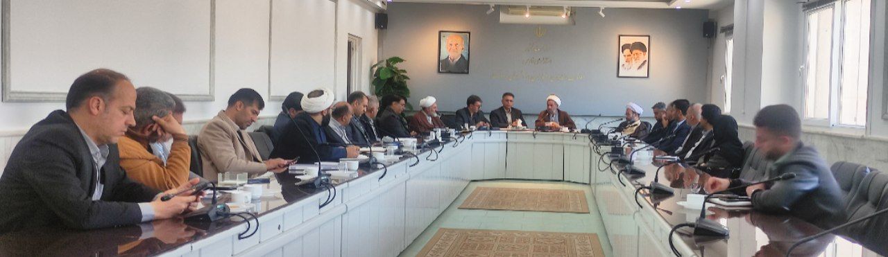 امام جمعه مرودشت گفت :مرودشت سرمنشا تمدن کشور می باشد / استفاده از آلات موسیقی در مراسم ترحیم یک فرهنگ غلط و ممنوع است