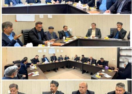 سرپرست اداره فرهنگ و ارشاد اسلامی مرودشت گفت:رسانه ها رسانه‌ها بازوان فرهنگی شهرستان بوده و همراهی آنان نقش مهمی در توسعه فرهنگی، هنری و اجتماعی مرودشت دارد