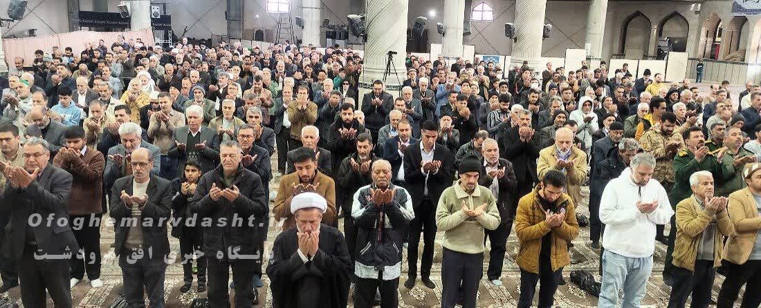 امام جمعه مرودشت گقت : دوران سیاه رژیم پهلوی ودستاوردهای انقلاب برای جوانان تبیین شود/ تعداد زیادی از مردم عادی که در اغتششات اخیر کشته  شدند جز شهید محسوب می شوند