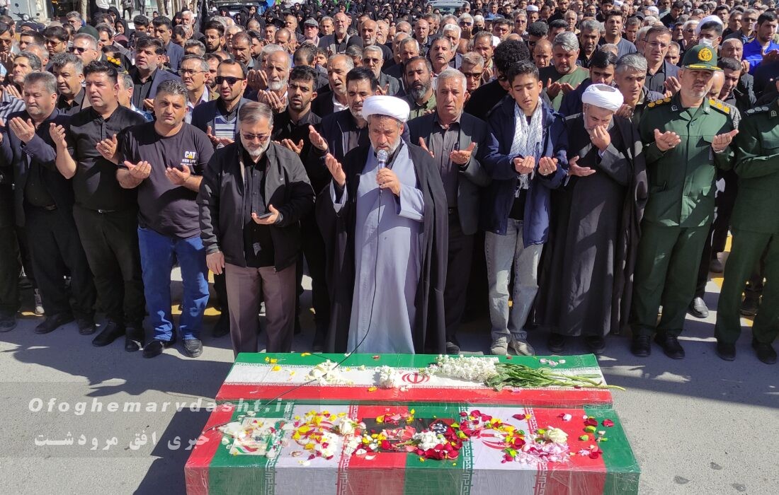 مراسم تشییع پیکر شهیدان شیروانی و فلاحی در مرودشت برگزار شد