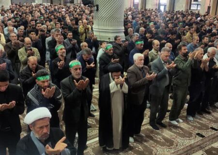 امام جمعه مرودشت گفت :رهبر آینده نظام هر کسی باشد با او بیعت خواهیم کرد/ مردم به خون خواهی رهبر شهید خود در صحنه حضور دارند