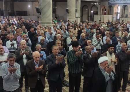 امام جمعه مرودشت گفت : افزایش سرسام آور قیمت خودرو اجناس منطقی نیست / معلمان چراغ هدایت جامعه هستند
