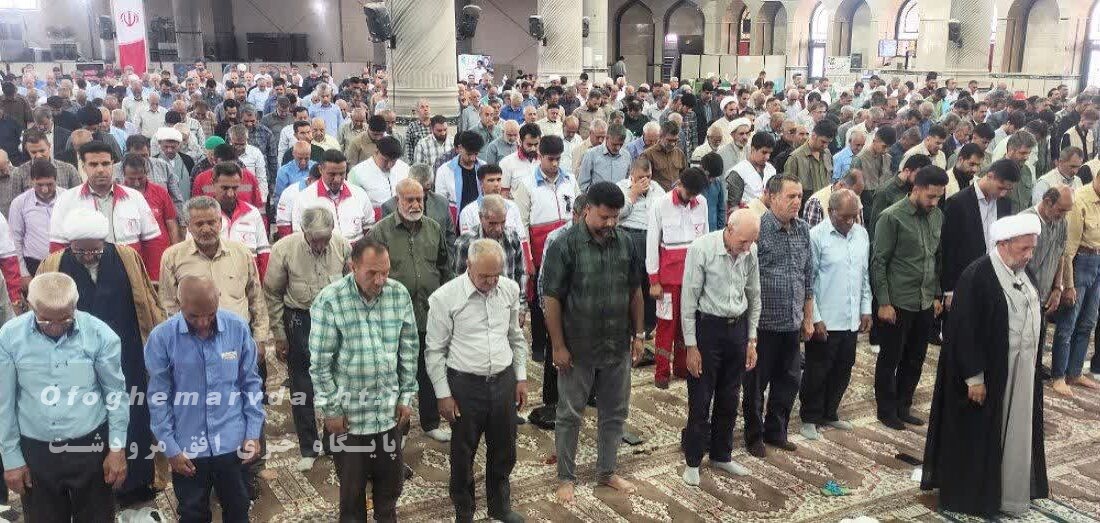 امام جمعه مرودشت گفت :بسیج سازندگی پای کار محرومان جامعه است / زمانی که تنگه هرمز وخلیج فارس وجود داشت یک عده ای هنوز بادیه نشین بودند