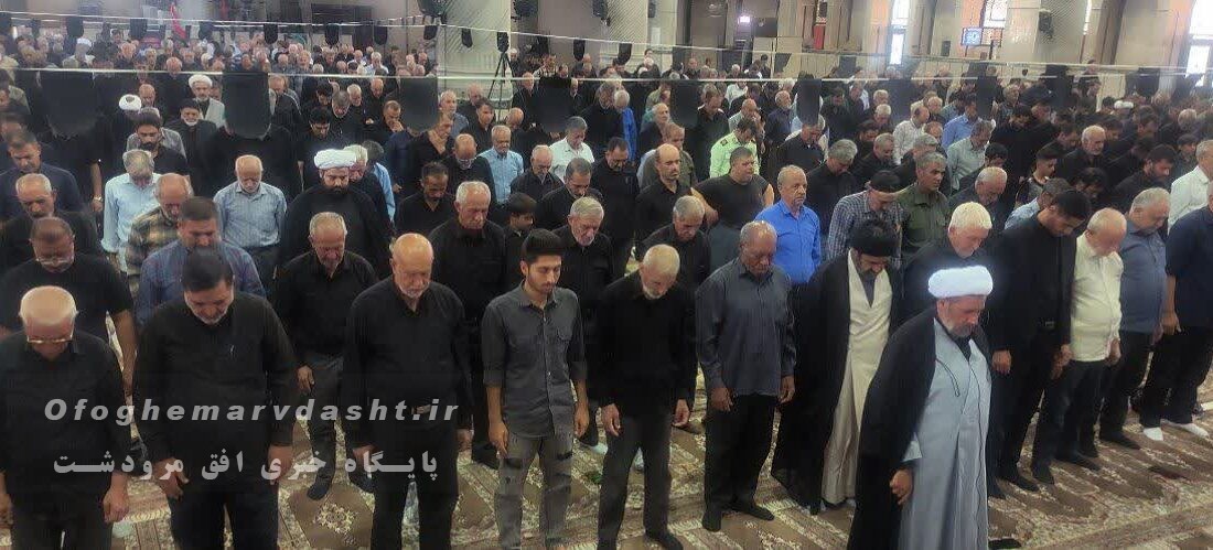 امام جمعه مرودشت گفت : امر به معروف ونهی ازمنکردو فریضه فراموش شده درجامعه هست / ما با قاتل رهبرمان هیچ وقت سرصلح وسازش پیدا نخواهیم کرد