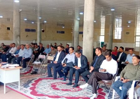 بررسی مشکلات و مطالبات بخش درودزن در جلسه شورای اداری