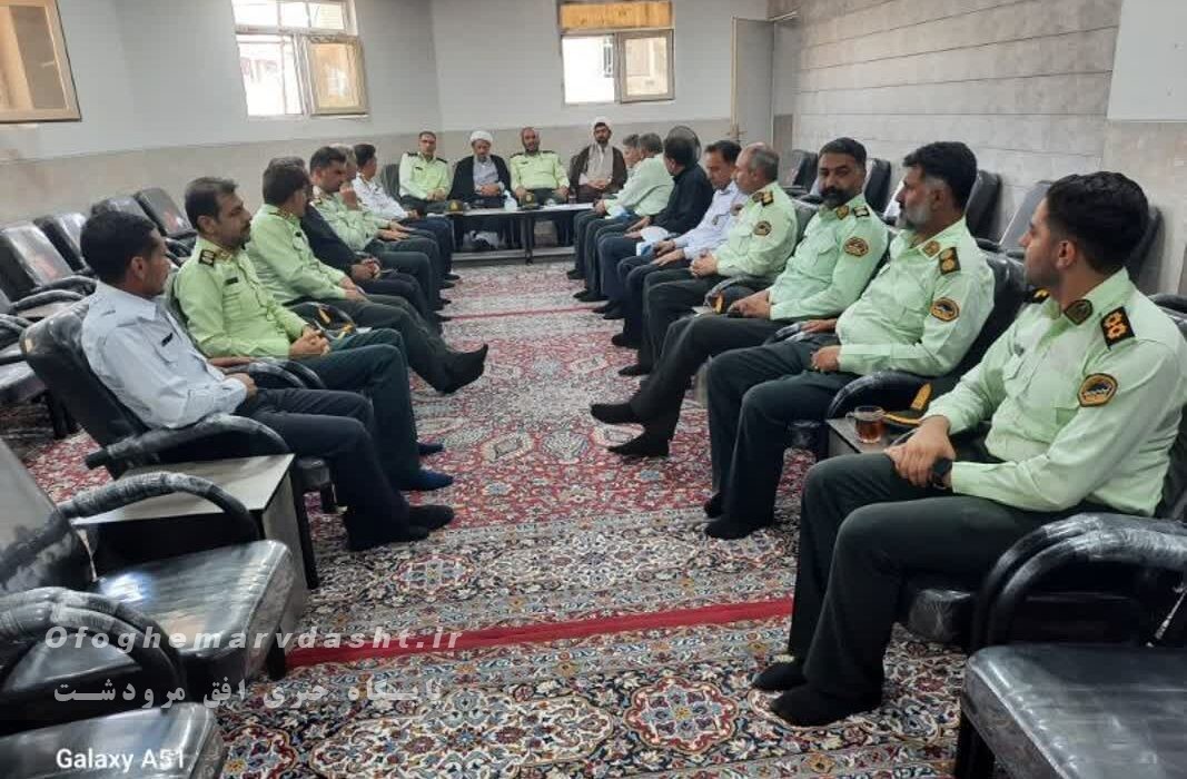 دیدار فرمانده انتظامی شهرستان مرودشت با امام جمعه