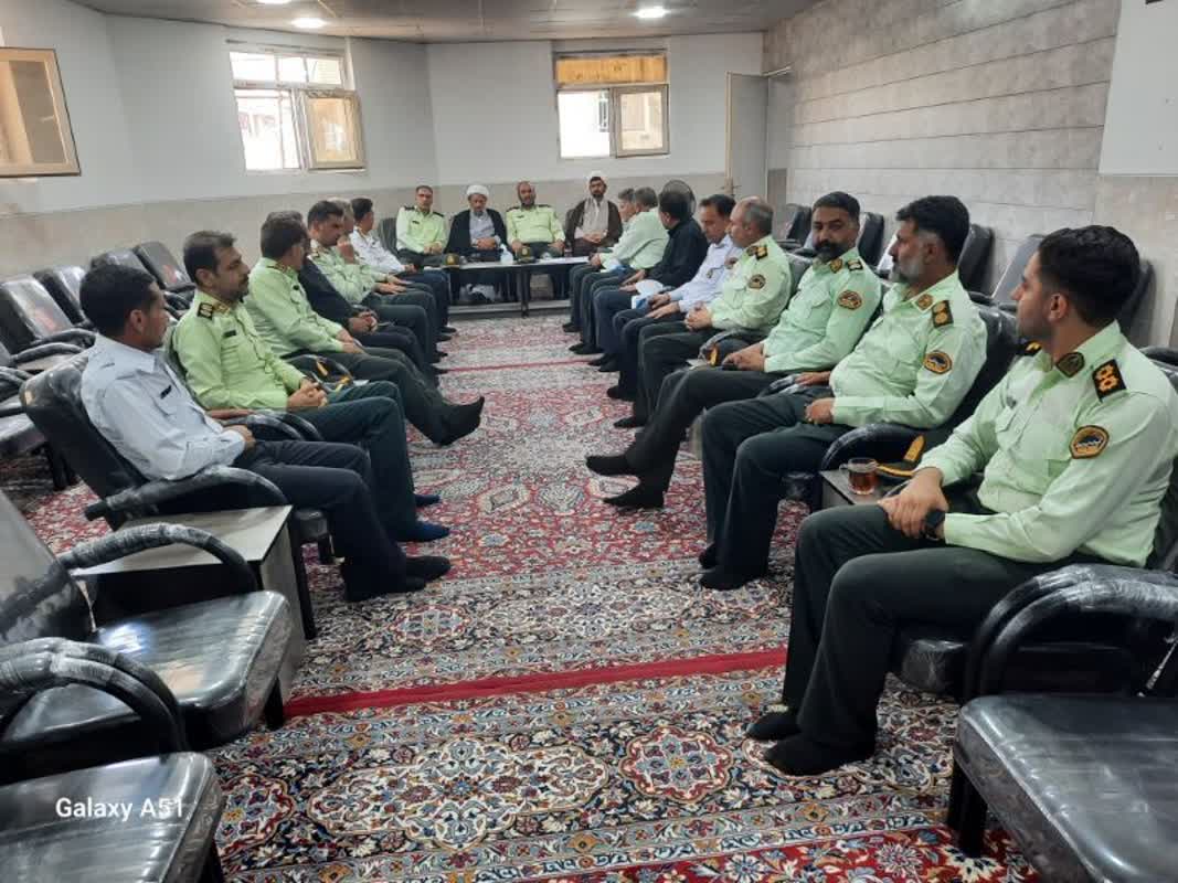 دیدار فرمانده انتظامی شهرستان مرودشت با امام جمعه