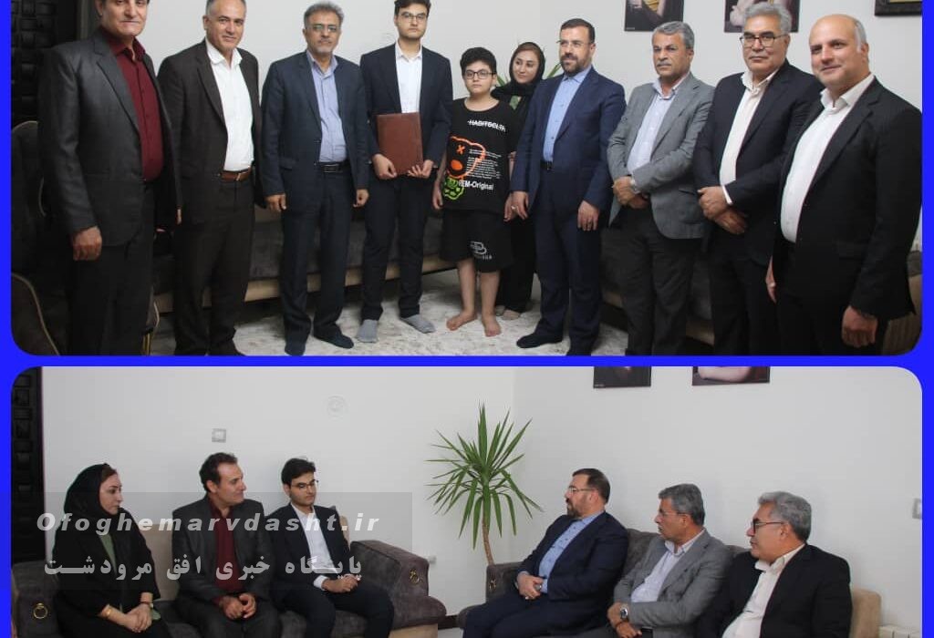 استاندار فارس گفت:: موفقیت جوانان و دانش‌آموزان نخبه، نشان‌دهنده ظرفیت‌های علمی و استعدادهای ارزشمند استان فارس است و باید زمینه برای شکوفایی هرچه بیشتر این استعدادها فراهم شود 
