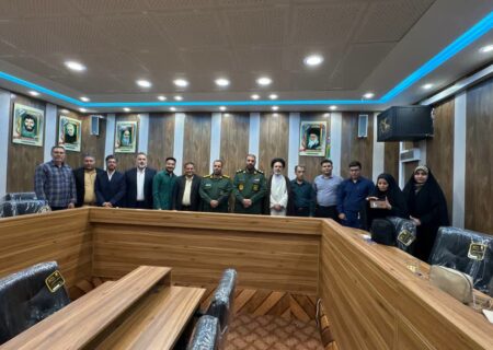 فرمانده سپاه مرودشت گفت:مبدا تاریخ مرودشت شهدا وایثارگران می باشند/ خبرنگاران نقش مهمی در مسیراهداف عالیه نظام دارند